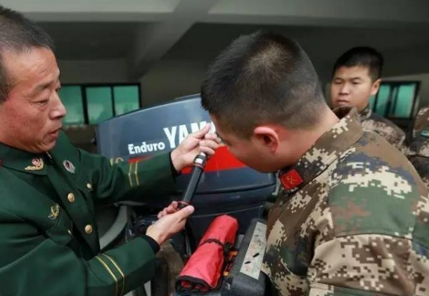 征兵补助gdp_征兵体检(2)