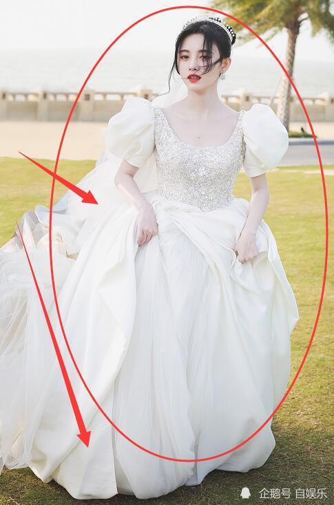 鞠婧祎婚纱造型被疯传,怼脸拍绝美,全身照却暴露真实身材