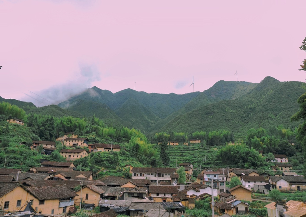 你就能找到这个传说中的人间仙境 龙泉市安仁镇金蝉湖村,人杰地灵,古