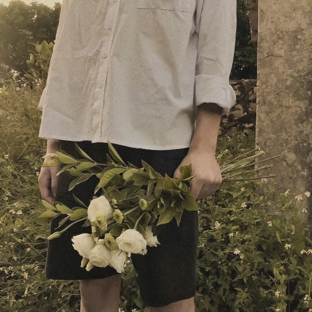 男生头像/"手捧鲜花去见你"