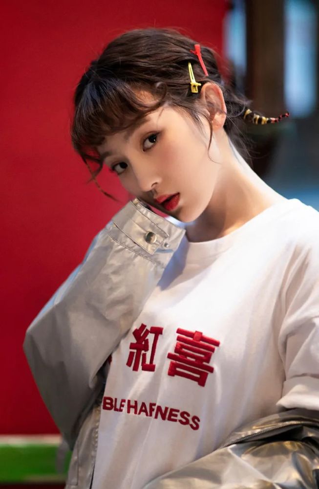 孙艺宁,1993年3月10日出生于辽宁省,中国内地女演员