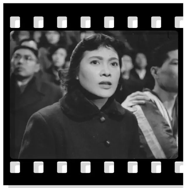电影《女篮五号》中秦怡饰演林洁