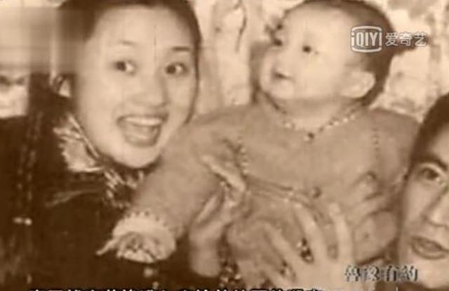 1994年,妻子家中被害后,一蹶不振的周里京,如今怎么样