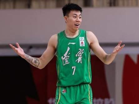cba今日高光表现-辽宁队张镇麟,这新秀不得了,中国男篮的未来之星