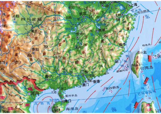 广西沿海沿边,有平原有大江大河,靠近广东东盟,为何发展缓慢?