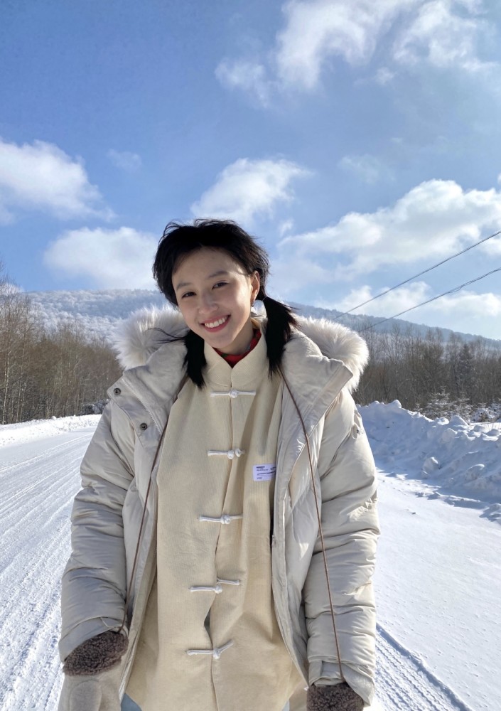 八哥哥王悦伊出道,曾因美貌收获百万粉丝,颜值将同剧组沈月秒杀