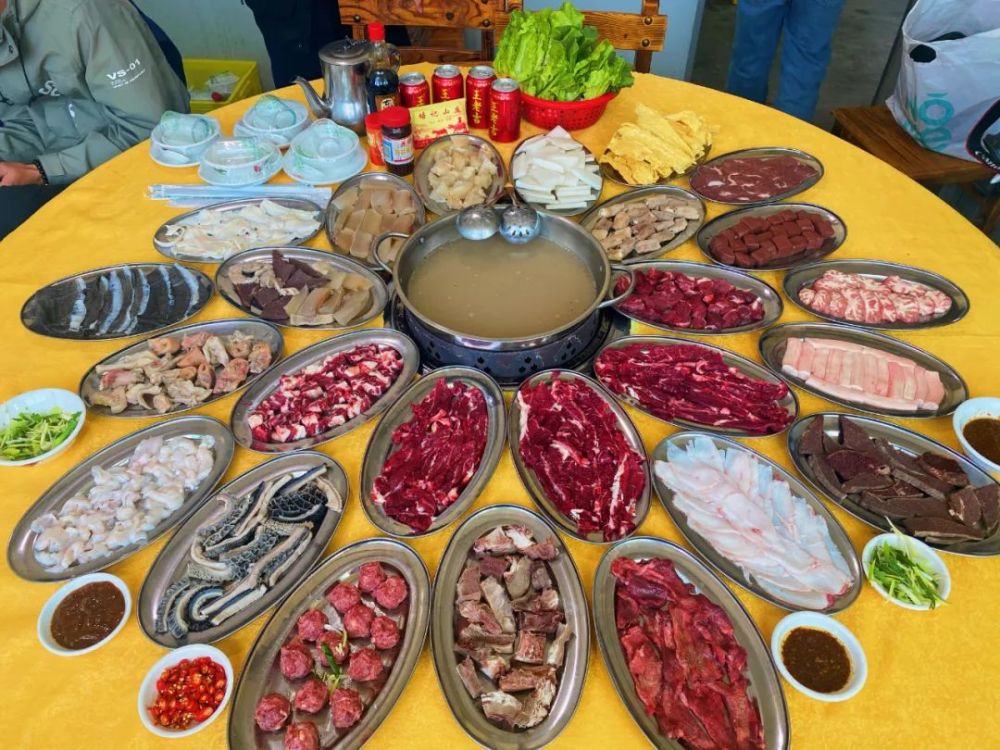 wu dong niu rou 地道五洞牛肉就在这里 二十年老店,品质有保证!