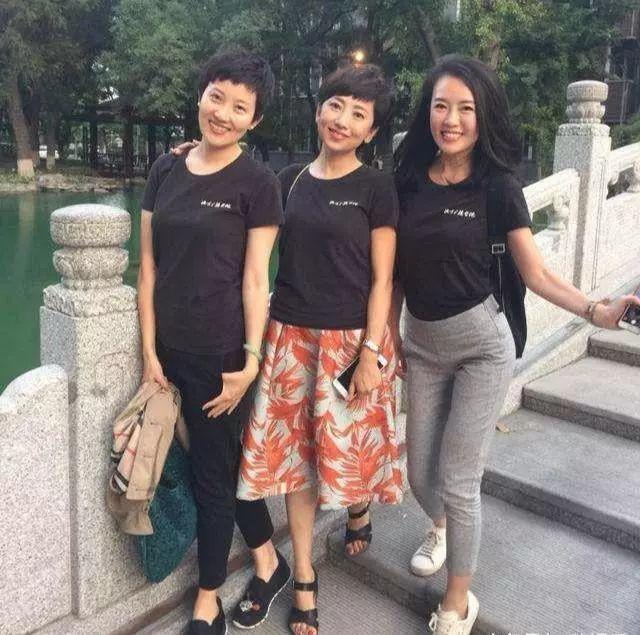 47岁的鲁健依旧帅气,郑天亮风采也不减当年,这样的感情,真好