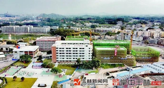 玉林十中改扩建工程在建单体建筑全部封顶,计划9月投用