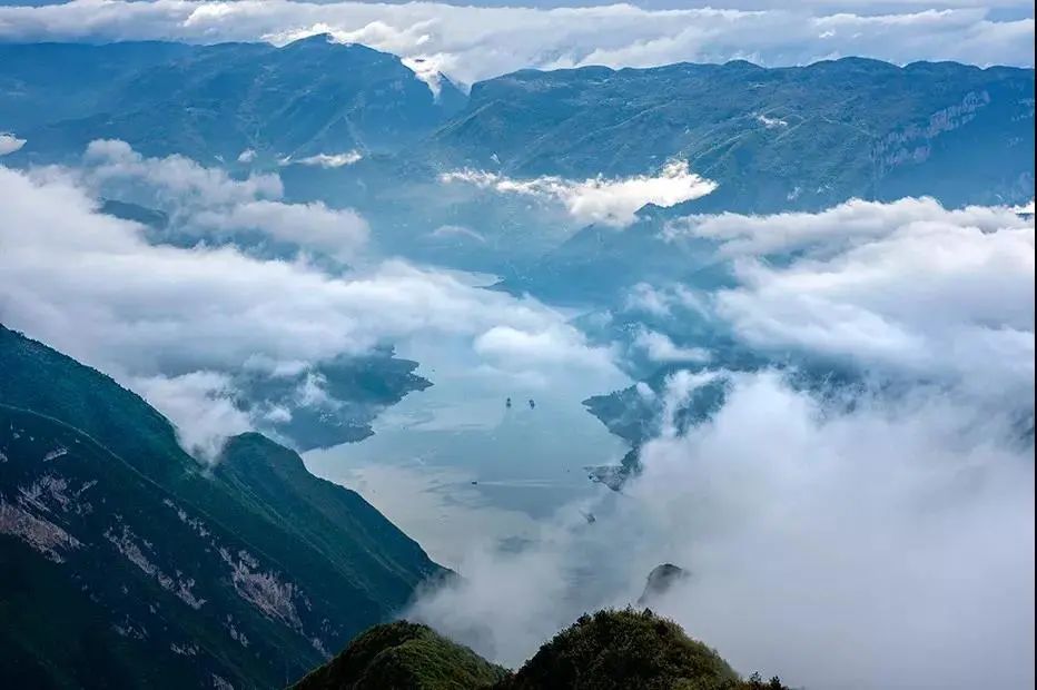 俯瞰10元人民币背后的风景!"三峡之巅"景区门票优惠活动来袭!