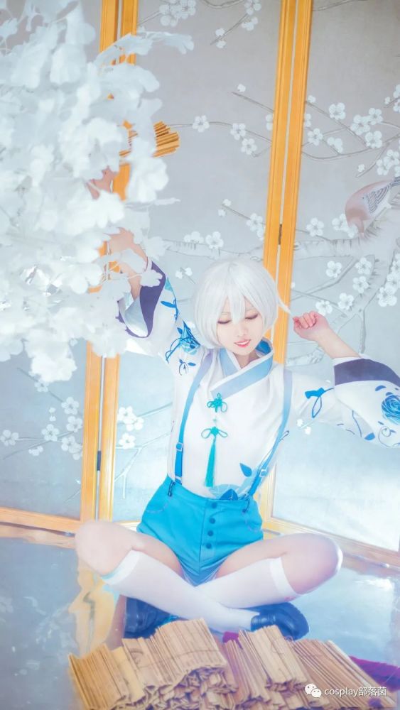 cos:言和玫瑰常服cos正片@橘子