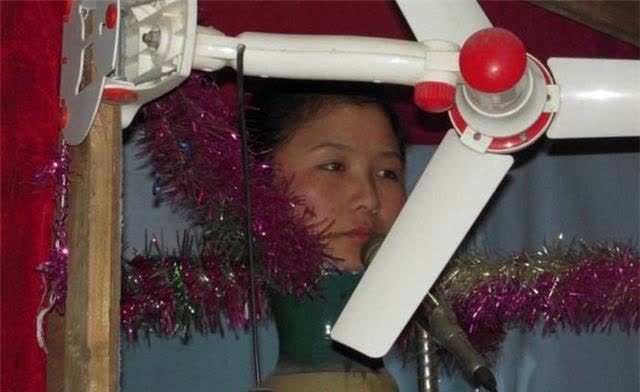 江湖骗术"花瓶姑娘":没有四肢,离开花瓶就会死,其中有