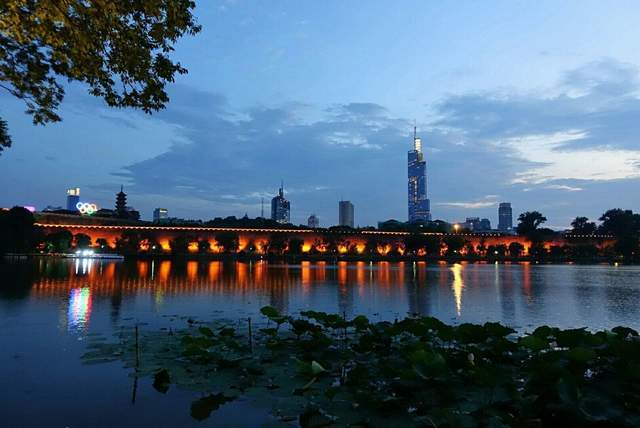 广州gdp反超重庆知乎_广州gdp