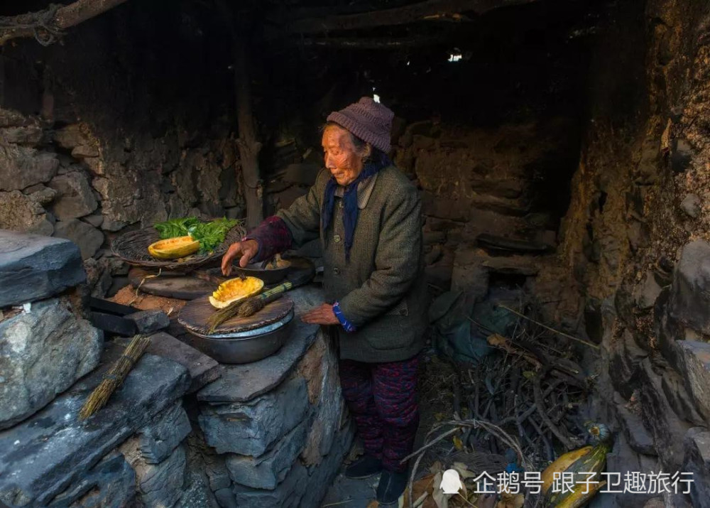 贵州贫困山区留守老人