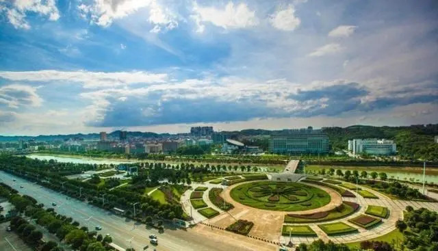 咸宁 2019 gdp_咸宁地图