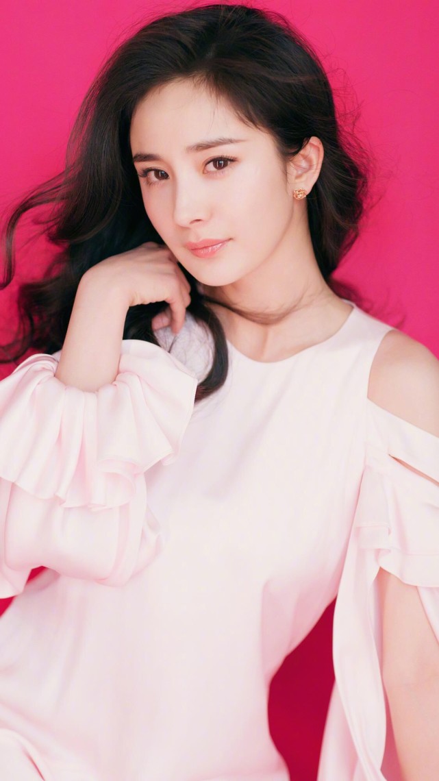 杨幂的照片真美宛若幻境仙子