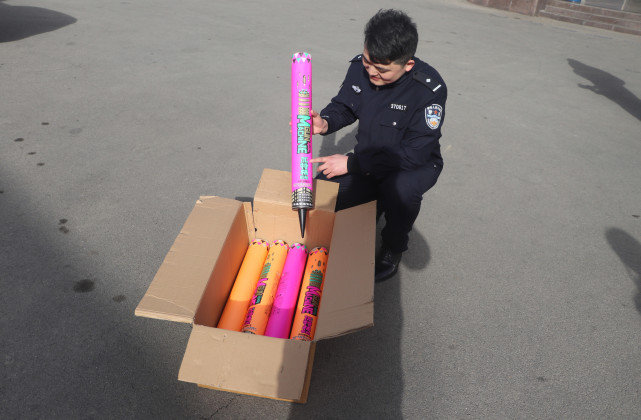 滕州一男子违规燃放"网红"烟花被处罚