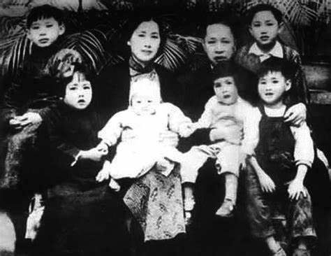叶挺夫人李秀文拥有极高颜值曾陪夫坐牢39岁与夫一同遇难