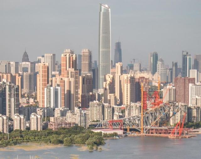 霸气的武汉城市建设:处处是密密麻麻的高楼,这城建实在是太震撼