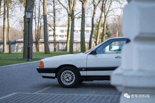 今天一提德国豪华品牌就是bba,但是上世纪80年代中期西德轿车制造商
