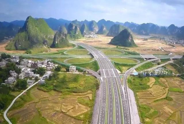 广西最美的高速公路,沿途风景美到爆,这样的风光一定能迷醉你