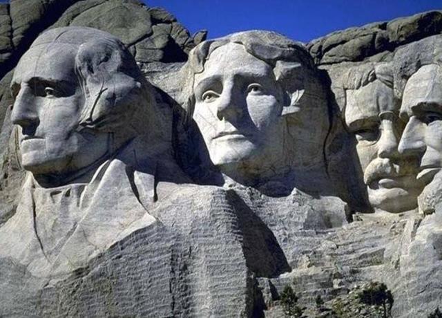 世界上最大的人脸雕像,美国总统山上的总统雕像,只有这四人入选