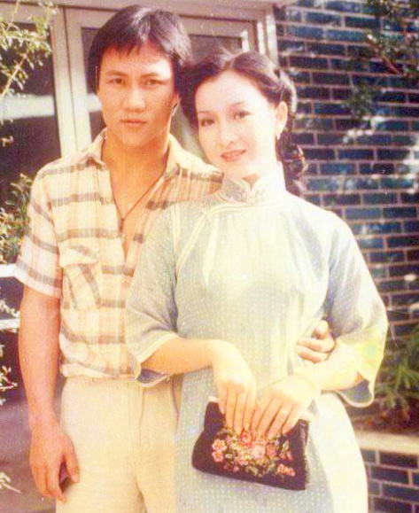 1979年也蛮有意思,这一年,黄元申出演了电视剧版