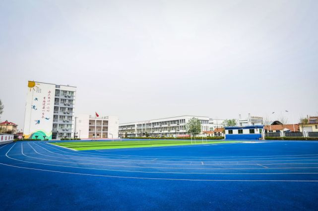 山东师范大学平度高级实验中学(青岛平度华阳中学),创建于2016年8月