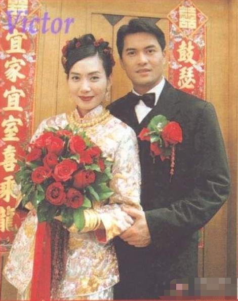 吕良伟则表示1997年是他人生中充满灾难的一年,对于这段婚姻他说是