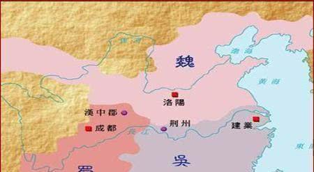 夷陵兵败后,刘备退兵永安,收扰溃军.