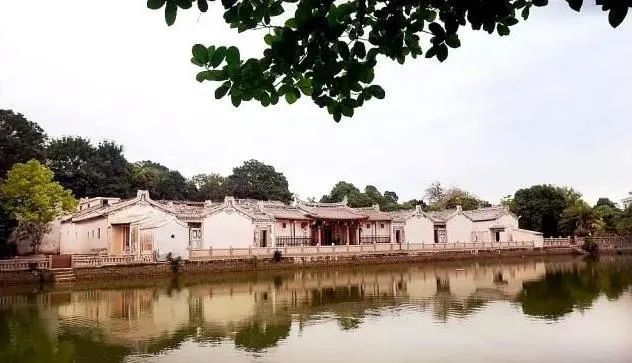 朱孟依家族祖祠—丰顺留隍镇口铺村笃庆堂朱孟依虽是梅州丰顺人,但