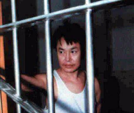 "世纪贼王"张子强老照片:他和老婆,还有被押赴刑场照片