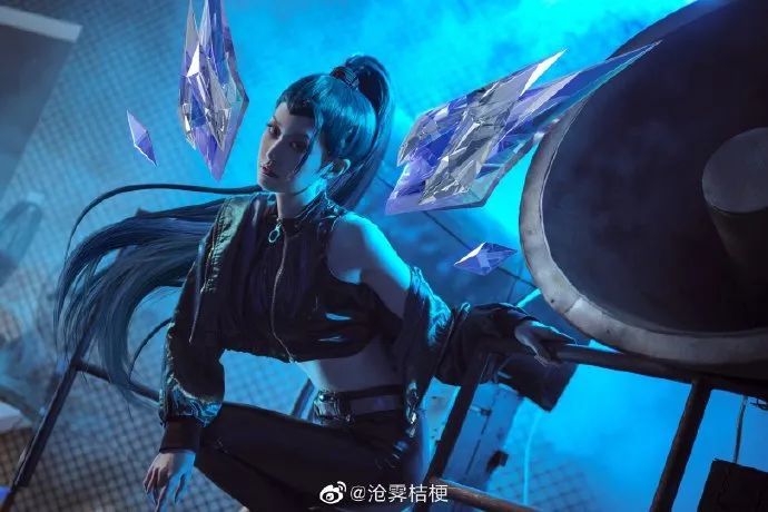 《英雄联盟》k/da all out-卡莎cosplay作品欣赏