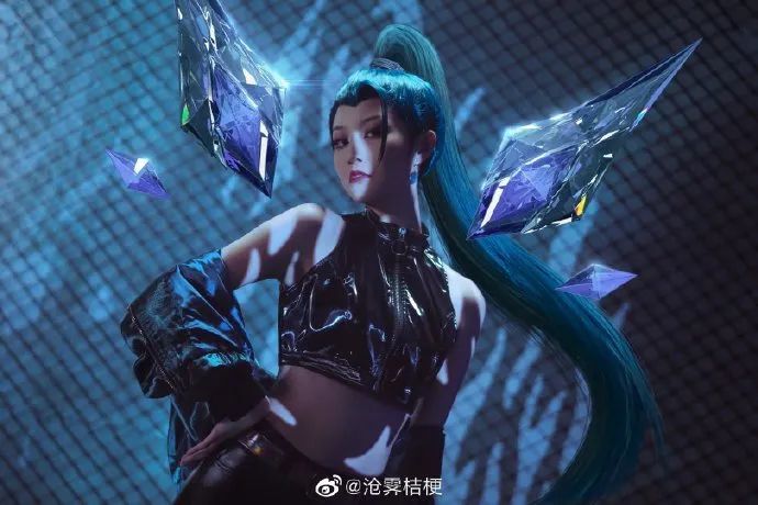 《英雄联盟》k/da all out-卡莎cosplay作品欣赏