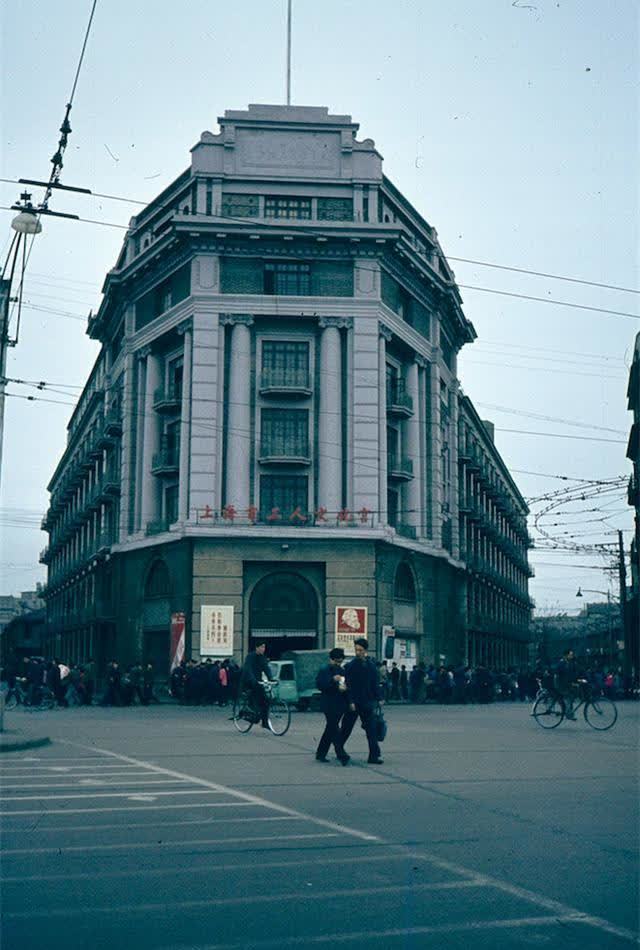 老照片:这是80年代的上海,这是记忆中老上海的样子