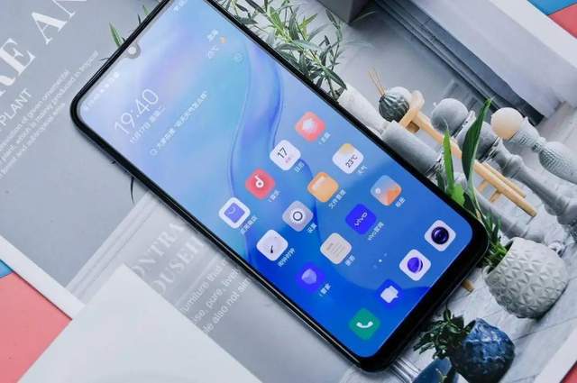 轻薄的机身和高性能的配置,vivo s7e活力版这款手机轻松满足了我的