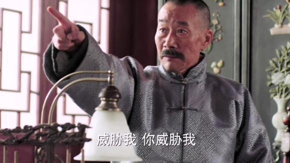 吴佩孚质问张学良:918为何不抵抗?张学良说出理由,气得他大骂:软骨头