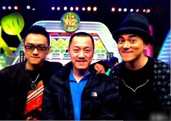 有人曝出赵英俊和雪村是同一个人,也有人说他们是父子