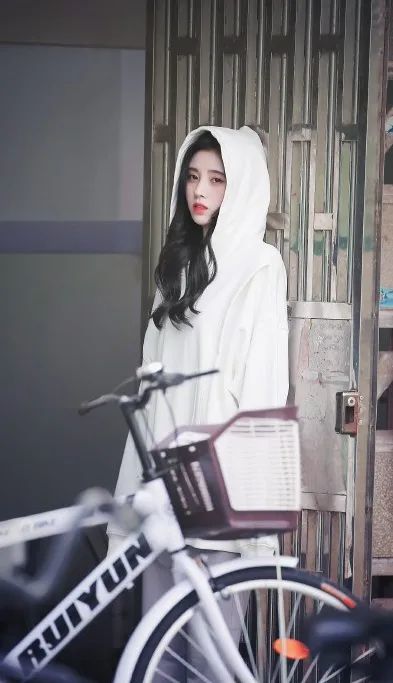 美图|#鞠婧祎满月之下请相爱#鞠婧祎雷初夏#这是什么仙女,太好看了!