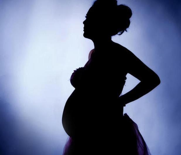 3年怀两胎都是畸形，这5种食物易致畸胎，孕期再馋也不能吃