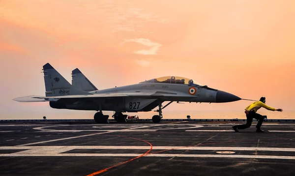 军火gdp_军火女王