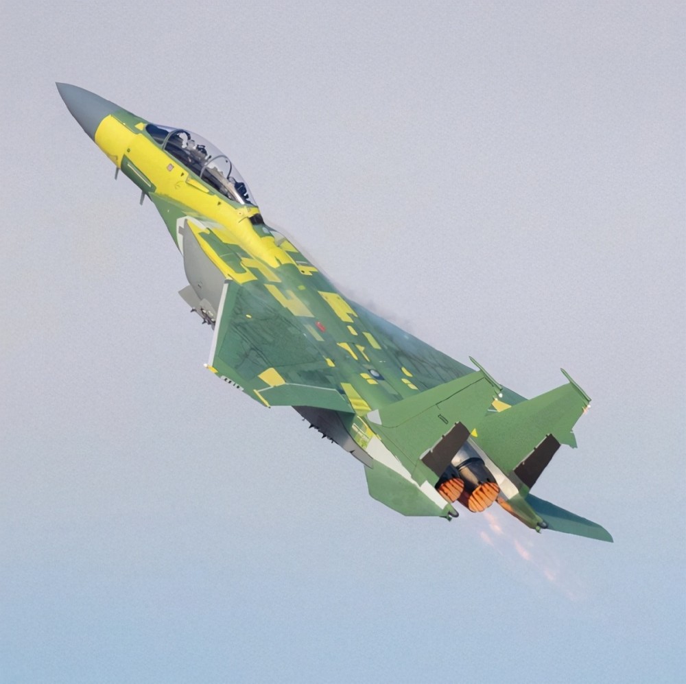 三代机之王!美军最新型f15试飞,歼16再获最新改进思路
