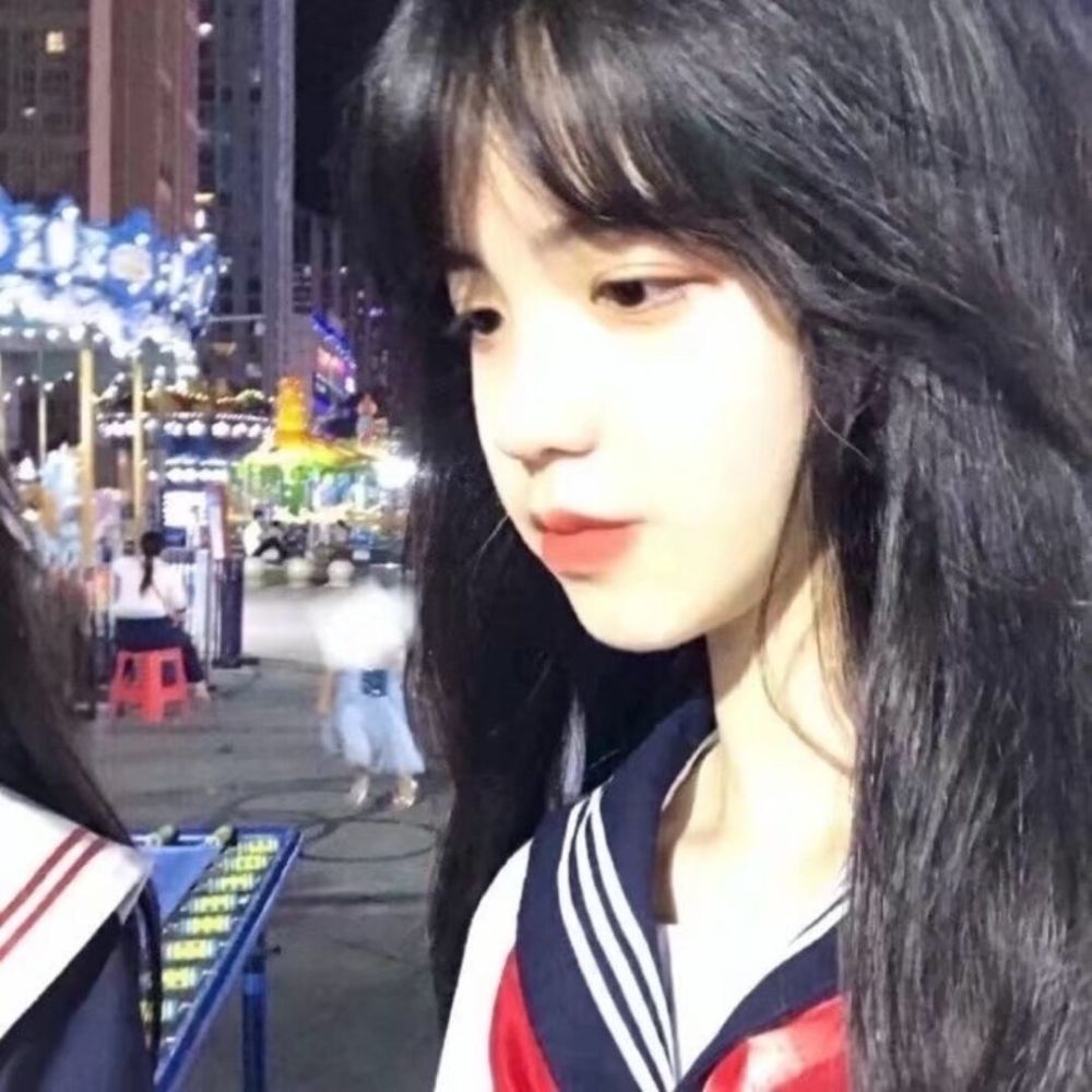 真人女生头像·云雾消散众所周知我爱你