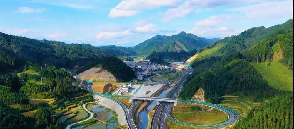 贵州天柱至丹寨高速公路最新进展,将先期修建天柱至榕江朗洞段