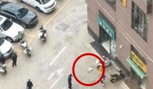 广东一初中女生坠楼身亡,成绩比生命还要重要吗?