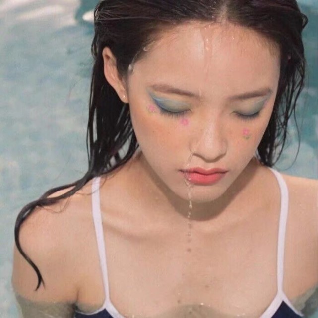 质感高级风小众女生头像更新