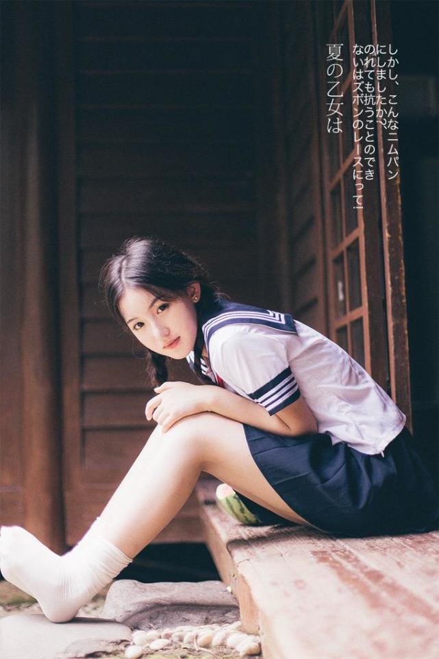 软妹：夏日里的清新西瓜妹妹