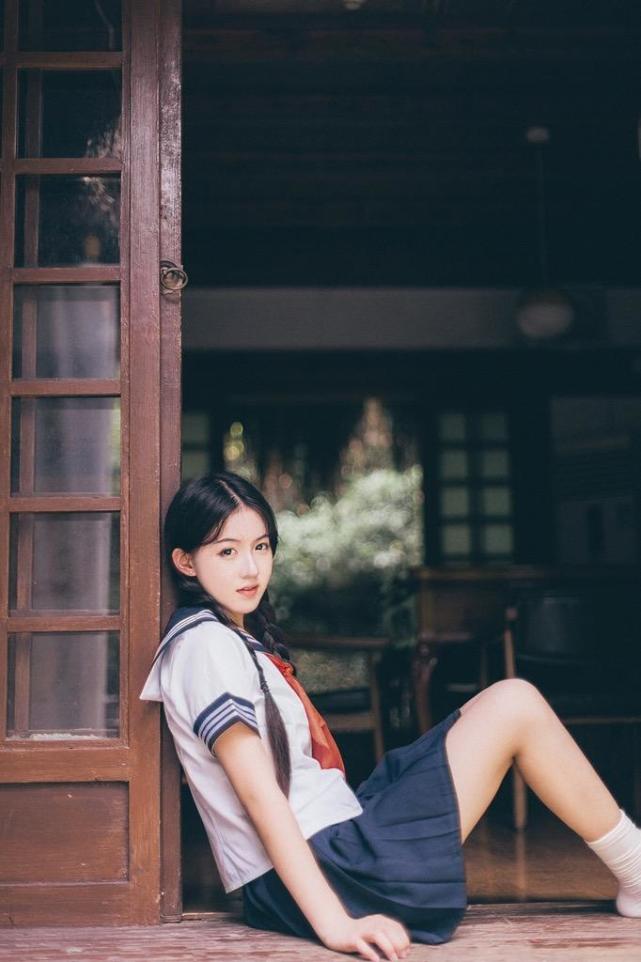 软妹：夏日里的清新西瓜妹妹