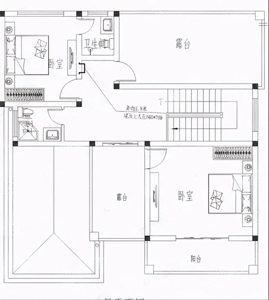 占地尺寸:13米*13米 造价估算:25-30万 农村别墅基本信息七 占地尺寸