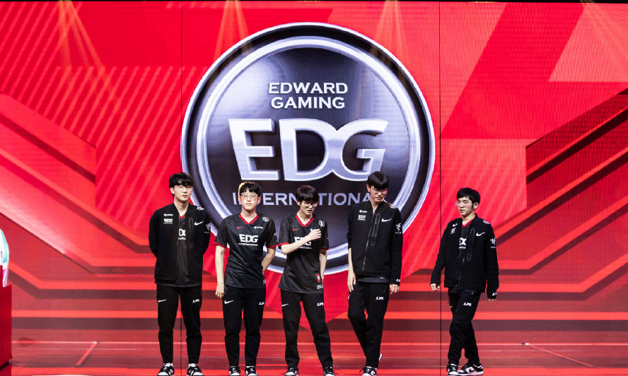 edg斩获11连胜,实力在lpl"独一档",s赛终于有望突破八强